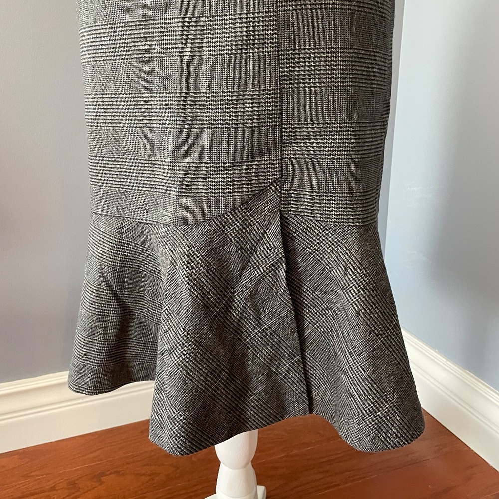 Fit & Flare Midi Business Skirt - Picture 5 of 8